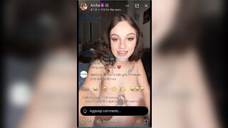 Ci sta tutto in mezzo alle mie tette - Italiana incinta diretta of