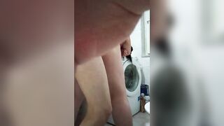 Moglie scopata in bagno amatoriale