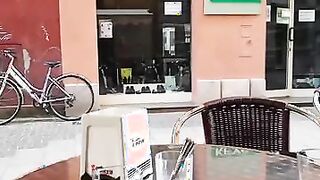 Moglie culona italiana in fuseaux gran culo