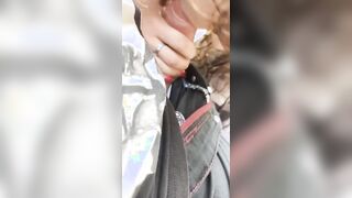 Basta! Ancora un po' dai succhiamelo poi il video te lo mando