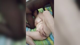 Moglie tettona calabrese esperienza con bull nero