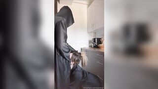 Pompino e scopata in cucina Scream zitta e scopa troia of