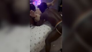 Trio black moglie italiana offerta cuckold