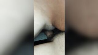 La fica pelosa della mia amica zoccola POV