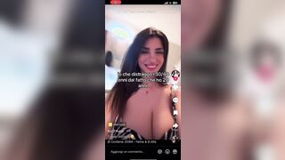 Io che distraggo i 40/30 enni...e sti cazzi!