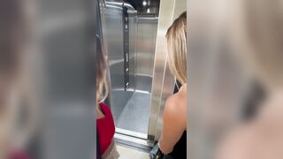 Shinra trio in ascensore of