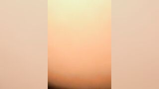 Godi? Ti piace? Oh si dammelo tutto - Fidanzata scopata in auto a pecorina