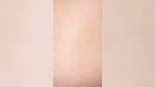 Godi? Ti piace? Oh si dammelo tutto - Fidanzata scopata in auto a pecorina