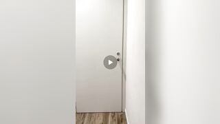 Coppia italiana threesome con idraulico