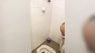 Siete dei pezzi di merda