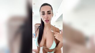 Sara tettona italiana tiktok