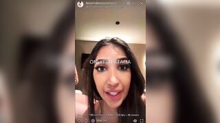 Naomi De Crescenzo - Volete vedere il bacio lesbo con reby - Diretta Of