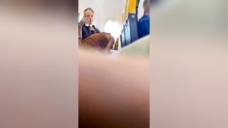 Pompino in aereo coppia ubriaca esibizionista