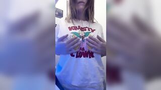 Mady esibizionismo  nel bagno in aereo