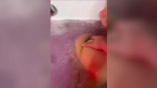 Bocchino in vasca troia italiana