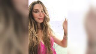 Alessandra Francese capezzoli duri