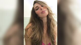 Alessandra Francese capezzoli duri