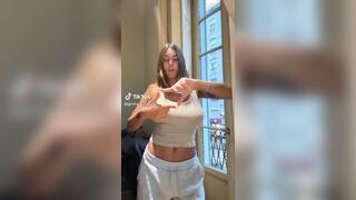 Greta Zava tette grosse e capezzoli duri