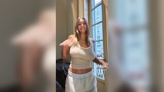 Greta Zava tette grosse e capezzoli duri