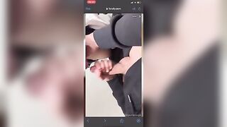 Pompino con sborrata sulle tette Fansly