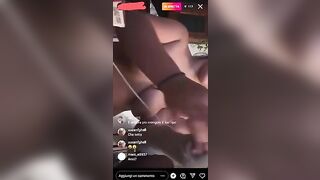 Ragazza italiana in live instagram in topless