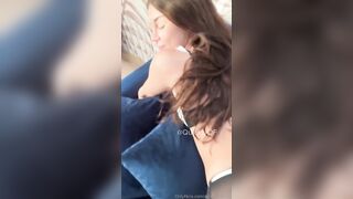 Mi sono incastrata aiutami! Bene cosi ti scopo meglio OF