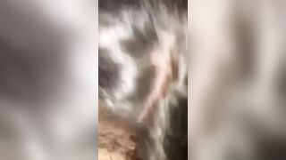 Ma tu vuoi finire ingoiando,perchè? Perchè è una cosa bella mia piace