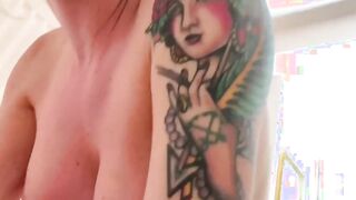 Malena Nazionale scopa in macchina e si fa inculare in hotel