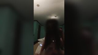 La cavallona che galoppa il cazzo