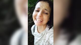 Lo ha bello grosso glielo faccio un bel pompino salivoso col soffoco qui all'aperto