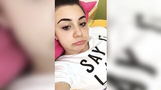 Troiette fanno le puttanelle in live Instagram