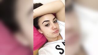 Troiette fanno le puttanelle in live Instagram