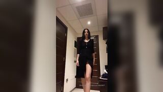 Alessia mostra il culo e le sue tette