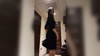 Alessia mostra il culo e le sue tette