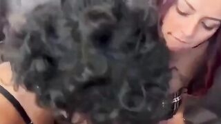 Ti presento la mia amica troia facciamo un trio?