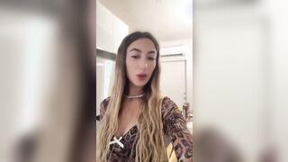 S0fia C4rboni e le regole del Paccotour