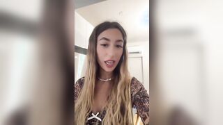 S0fia C4rboni e le regole del Paccotour