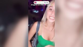 Fica bionda italiana in discoteca