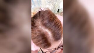 Pompino all'aperto rossa italiana POV