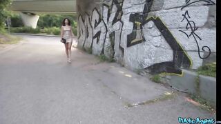 Elena Spano video porno Public Agent scopata in pubblico NEW