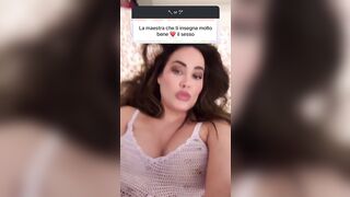 Paola Saulino - Vi insegno ogni materia anche il sesso ragazzi