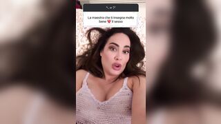 Paola Saulino - Vi insegno ogni materia anche il sesso ragazzi