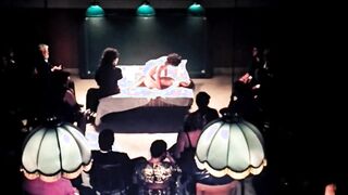 Margherita Aresti scena porno da Parthenope 2024