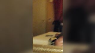 Mi sto scopando tua moglie cornuto Cuckold italiano