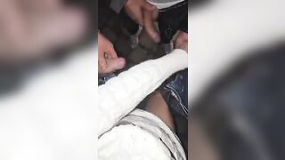 Sono circondata da cazzi li facciamo sborrare tutti - Spompina sconosciuti nel parche