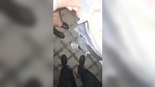 Sborratemi tutti quanti in faccia maiali Pompini a guardoni nel parcheggio