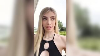 Alessi4 - Sono qui all'orto e ho voglia di fare la porca e se qualcuno mi vede mmm OF