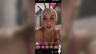 Asia Valente OF live