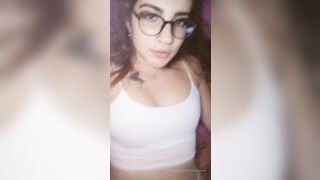 Spinellino e orgasmo fichetta italiana