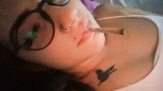 Spinellino e orgasmo fichetta italiana